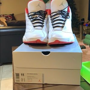 Air Jordan 13 retro size 11